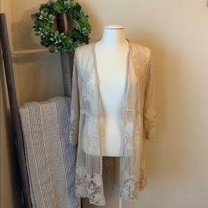 Miss Chievous lace kimono